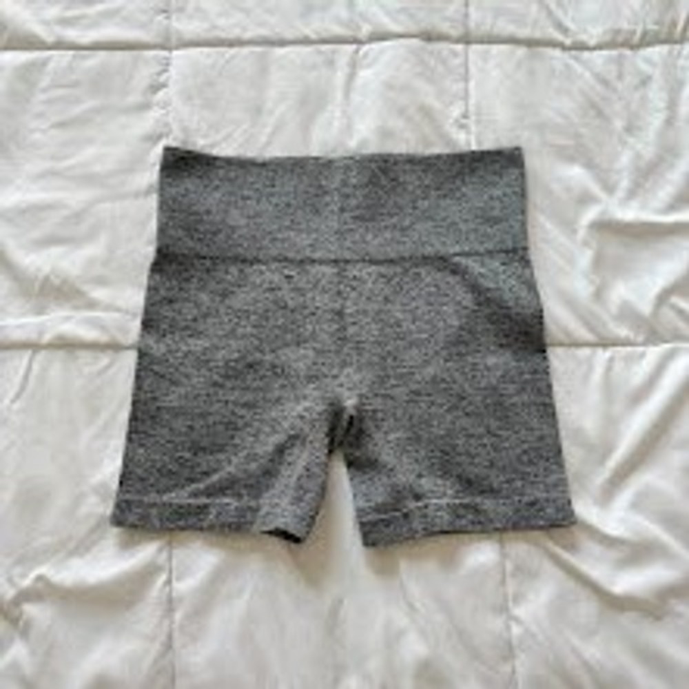Colsie Shorts Womens Medium Gray Seamless High Waisted Lounge Biker Activewear